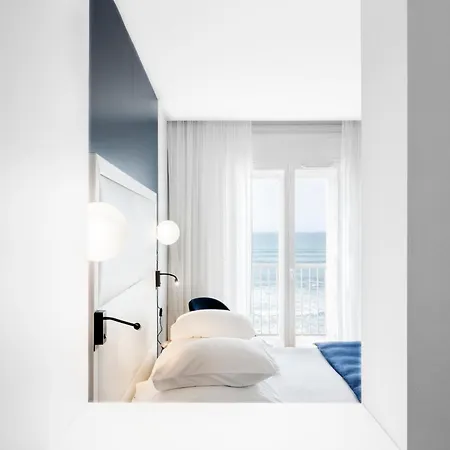 Le Windsor 4*