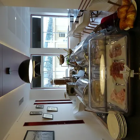 Le Windsor Hotel 4*