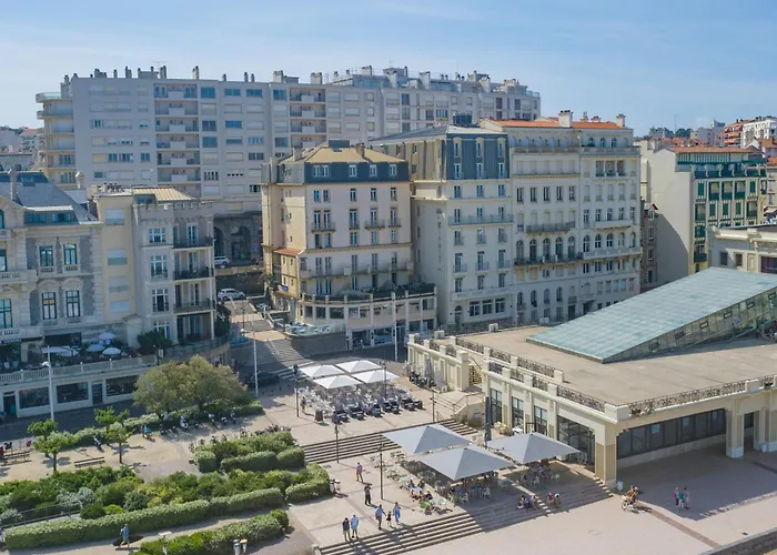 Отель Le Windsor 4*