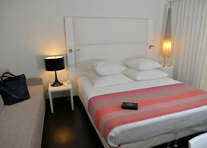 Отель Le Windsor 4*