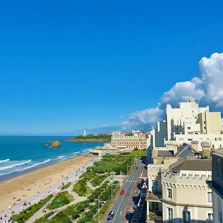 ホテル Le Windsor ビアリッツ