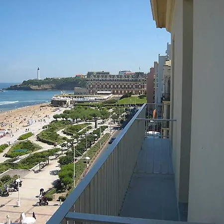 ホテル Le Windsor ビアリッツ