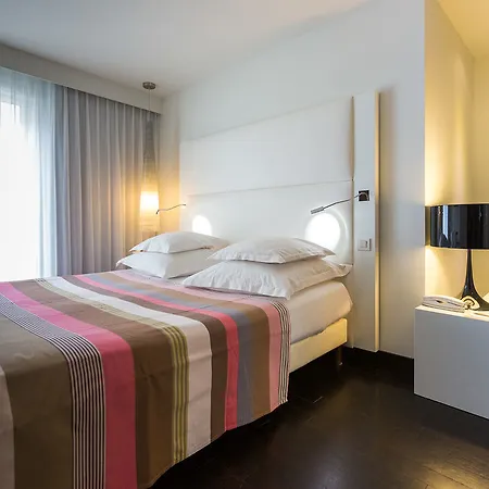 酒店 Le Windsor 4*