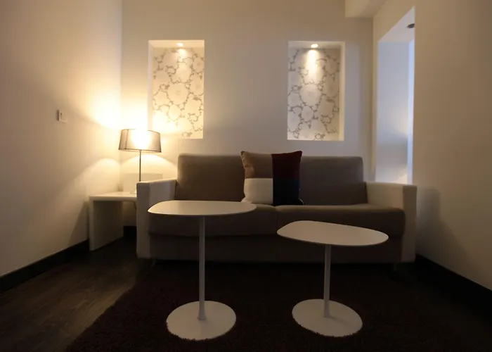 Le Windsor 4* بياريتز